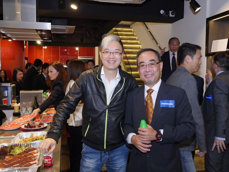 The columnist Mr Li Chun En was invited to the Grand Opening Ceremony of Living Station by Panasonic.